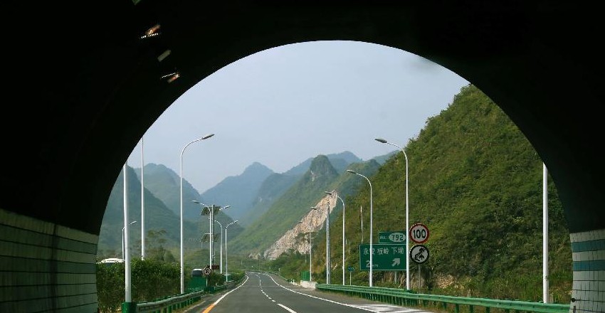 文章附图